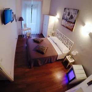 Tre R Colosseo Bed & Breakfast Rome